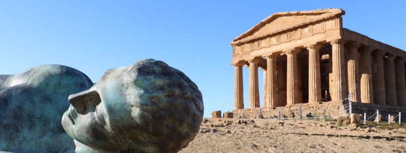 Veduta della facciata del Tempio della Concordia